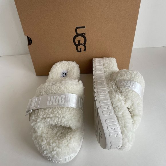 UGG Fluffita White Slipper - Picture 4 of 6